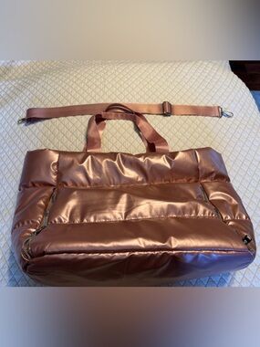 Pink Metallic Large Puffer Tote/Travel Bag W/Shoulder Strap-NWOT